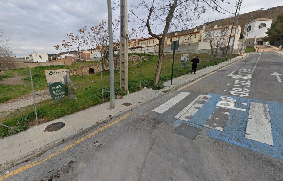 Calle las Acacias, 1, Granada, Granada for sale - Site Plan - Image 2 of 3