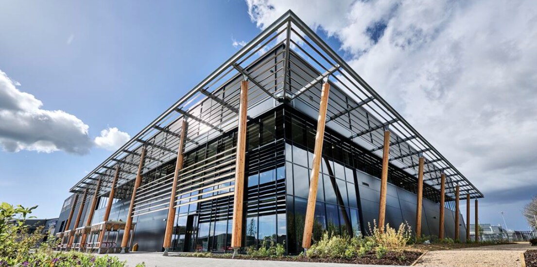 Nova, Oxford to rent Building Photo- Image 1 of 8