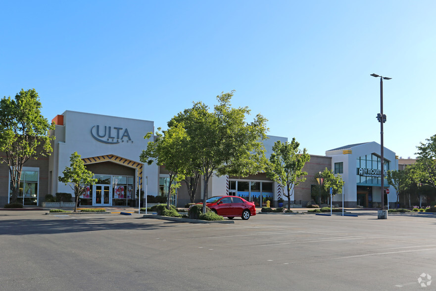 4820-5000 Dublin Blvd, Dublin, CA for rent - Building Photo - Image 1 of 14