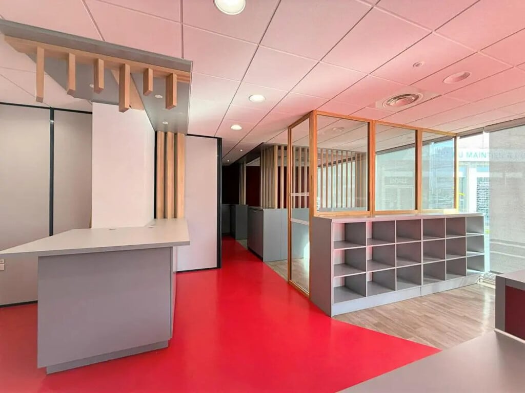 Location Commerce 82 m² - Photo 1