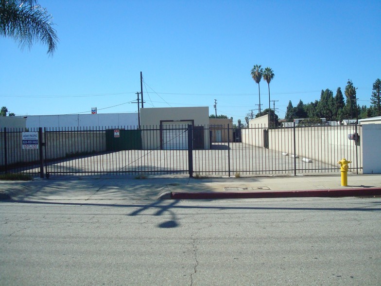 11404-11404 1/2 Stewart St, El Monte, CA for sale - Building Photo - Image 2 of 13