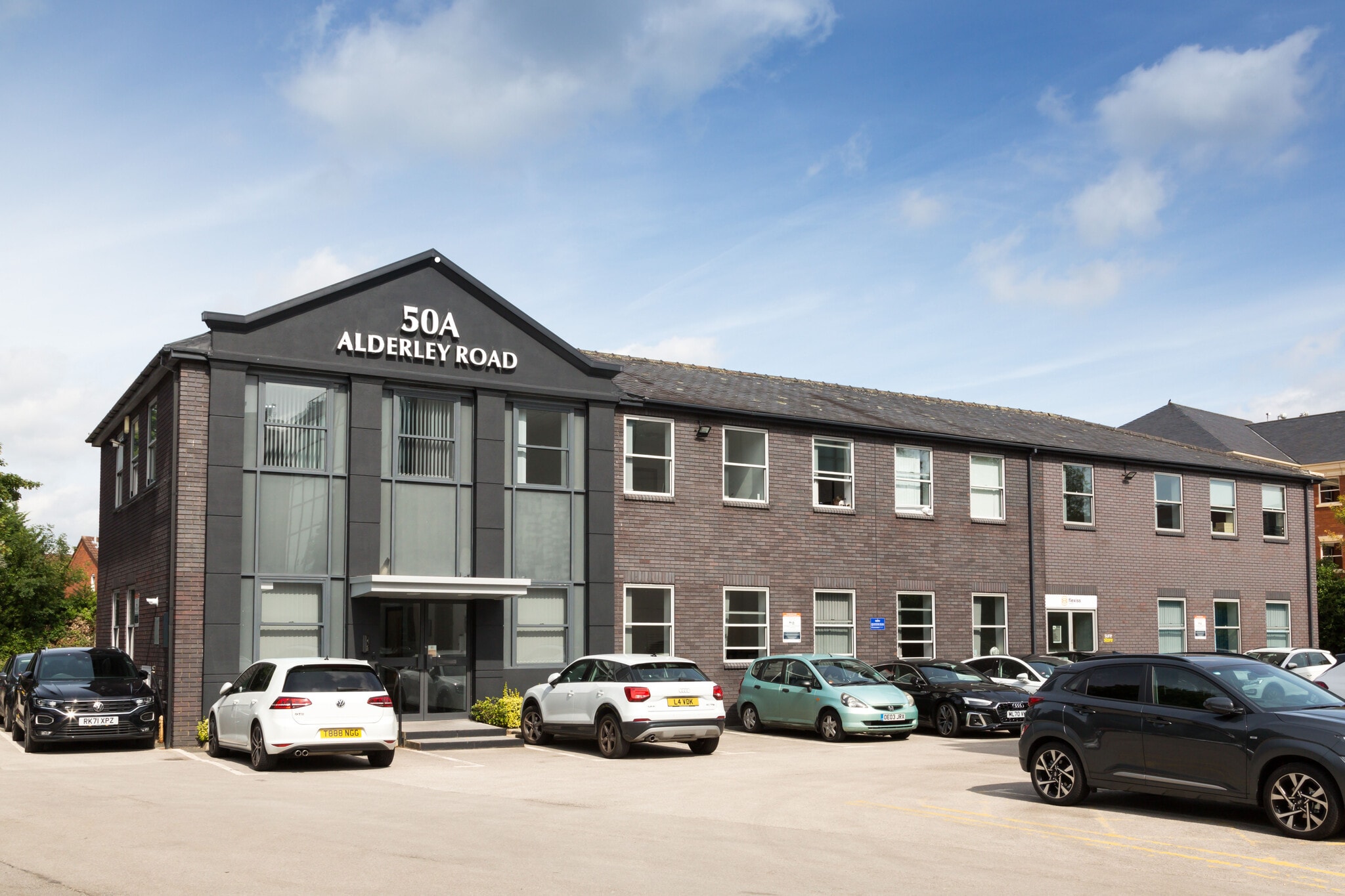 50A Alderley Rd, Wilmslow to rent Building Photo- Image 1 of 11