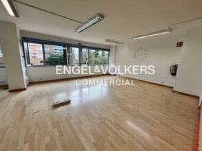 Office in Barcelona, Barcelona to rent Interior Photo- Image 2 of 10