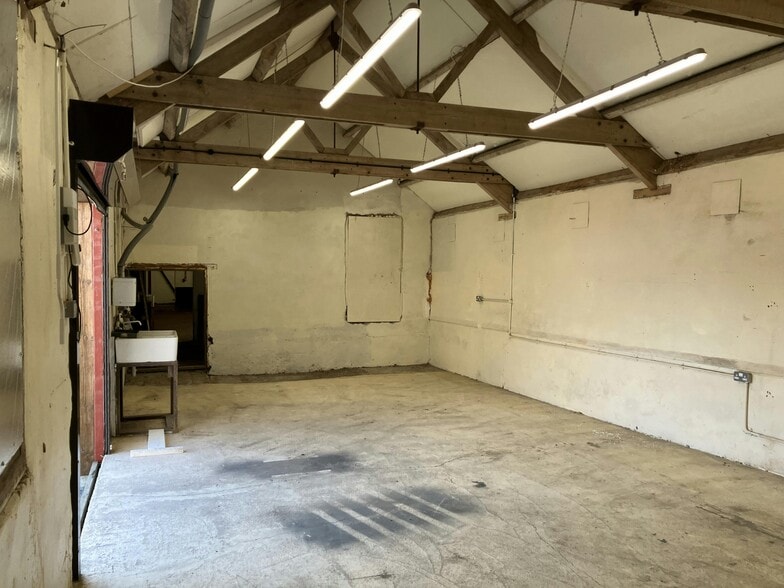 West Farm, Micheldever to rent - Building Photo - Image 2 of 7