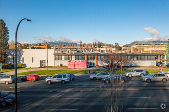 3355 Grandview Hwy, Vancouver, BC for rent Primary Photo- Image 1 of 8