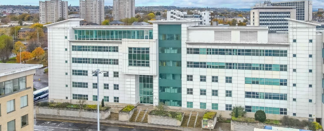 Nelson St, Bradford to rent Primary Photo- Image 1 of 8