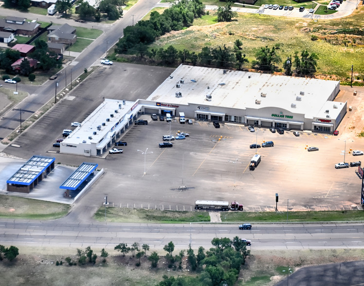 1303-1331 W Wilson St, Borger, TX for rent - Building Photo - Image 1 of 9