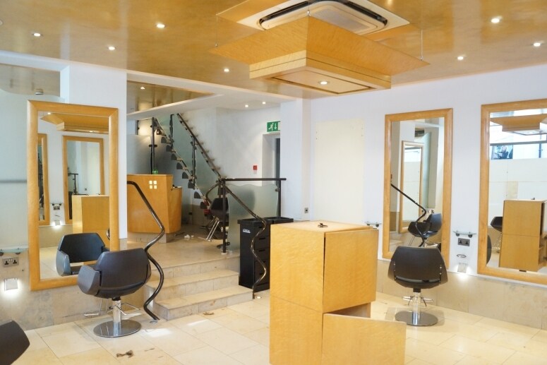 14-15 Jeffries Passage, Guildford to rent Interior Photo- Image 1 of 1