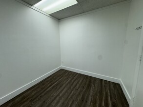 17800-17860 W Dixie Hwy, North Miami Beach, FL for rent Building Photo- Image 1 of 3