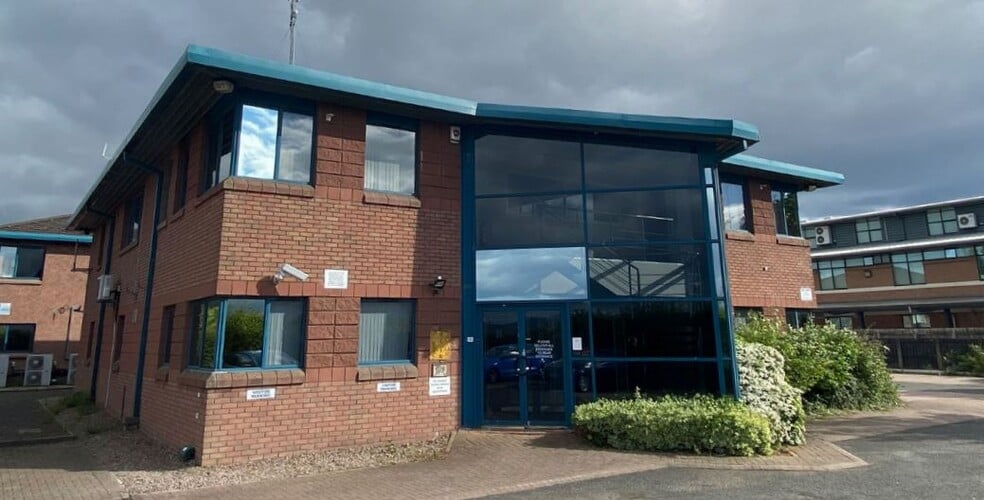 203 Airport Rd, Belfast for sale - Primary Photo - Image 1 of 1