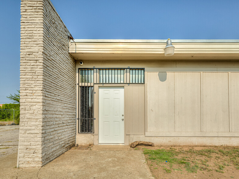 901 N Virginia Ave, Oklahoma City, OK for sale - Building Photo - Image 3 of 43