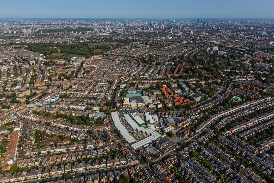 28 Zennor Rd, London to rent - Building Photo - Image 3 of 5