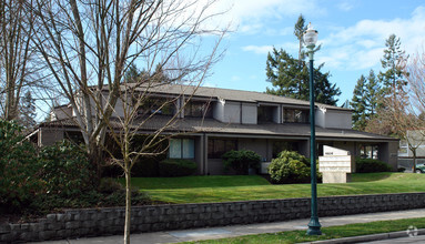 4606 Bridgeport Way W, University Place, WA for sale Primary Photo- Image 1 of 5