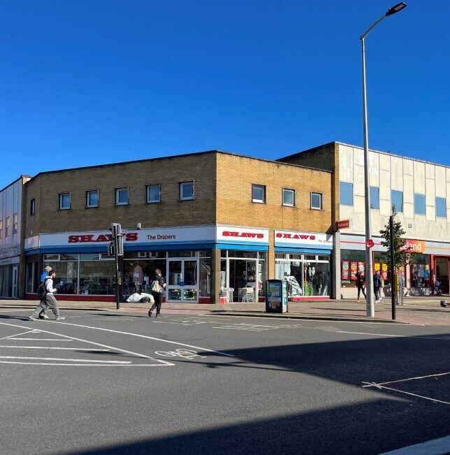 37-39 Regent St, Kingswood for sale Primary Photo- Image 1 of 1