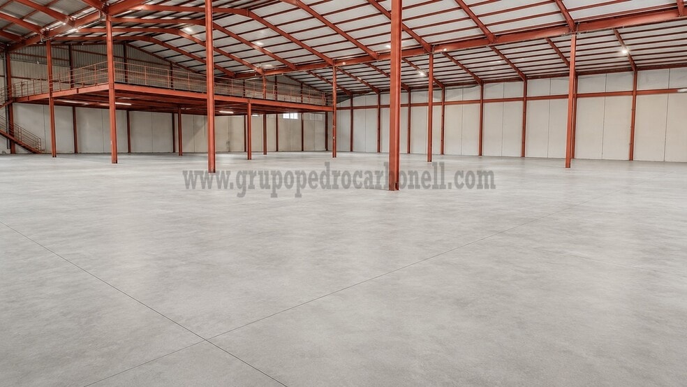 Industrial in San Isidro, Alicante for sale - Interior Photo - Image 2 of 2