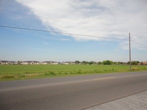 Expressway 281 & Trenton Rd, Edinburg, TX for sale Primary Photo- Image 1 of 1