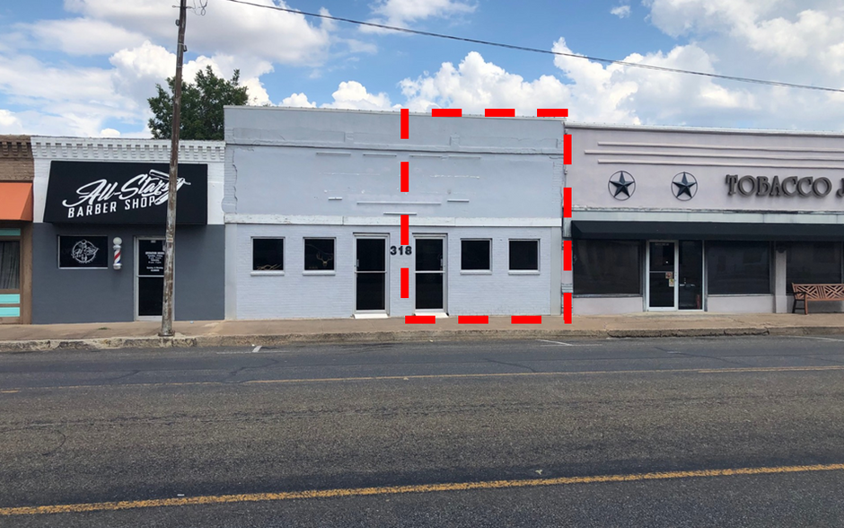 318 S Main St, Mcgregor, TX for rent - Building Photo - Image 1 of 3