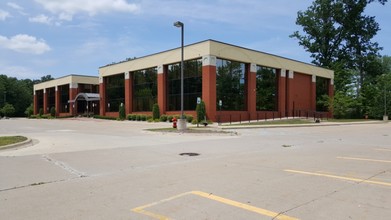 633 E South Blvd, Rochester Hills, MI for sale Building Photo- Image 1 of 1