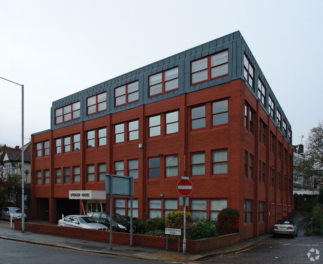 Grove Hill Rd, Harrow, HA1 3BN UK