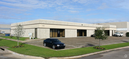 1935 State St, Garland, TX for rent Primary Photo- Image 1 of 2