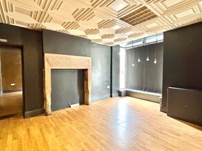 11-13 The Market Pl, Cromford to rent Interior Photo- Image 2 of 8