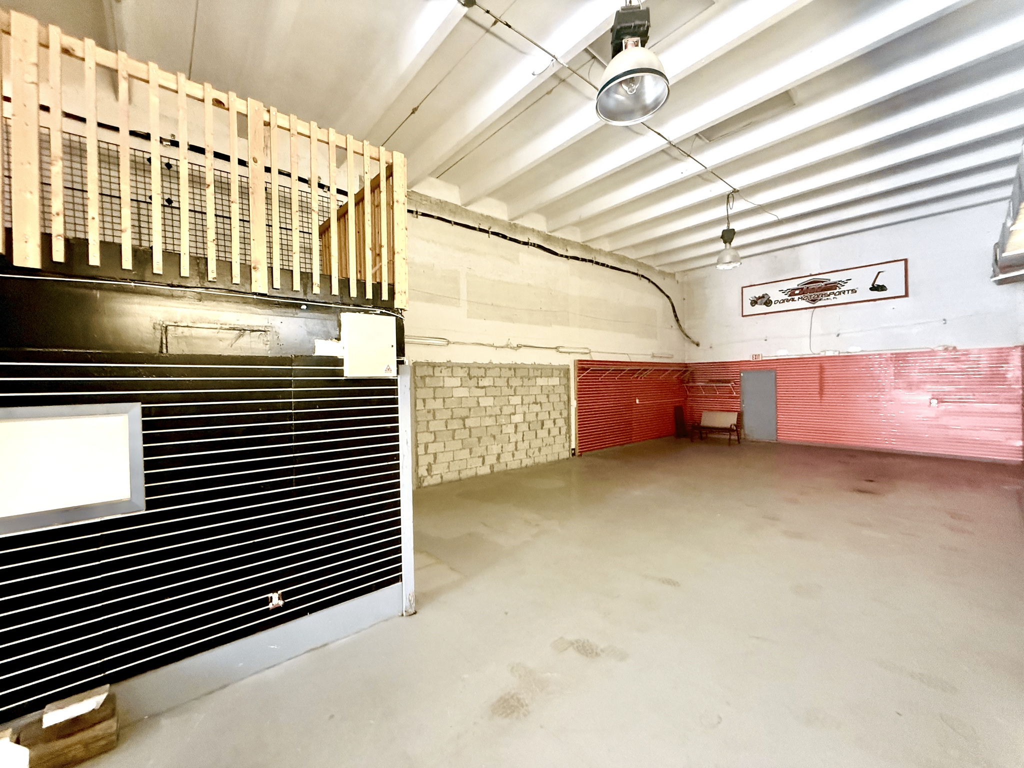 6405-6447 NW 82nd Ave, Miami, FL to rent Interior Photo- Image 1 of 4