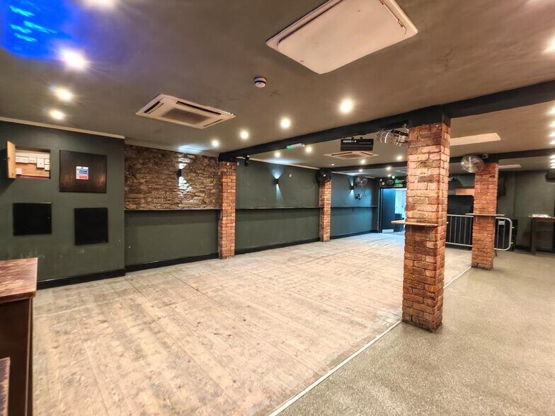 28-30 Front St, Consett to rent - Building Photo - Image 3 of 14