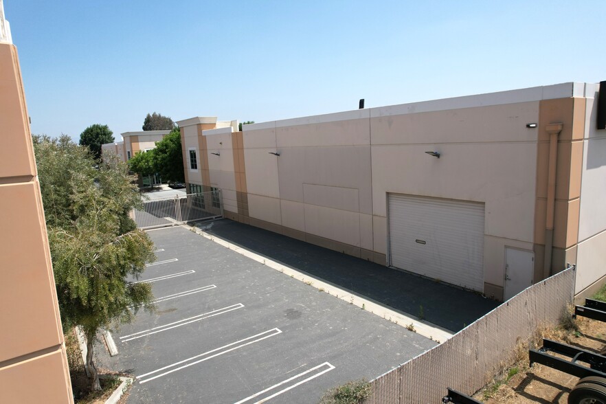 5162 Western Way, Perris, CA for rent - Building Photo - Image 2 of 6