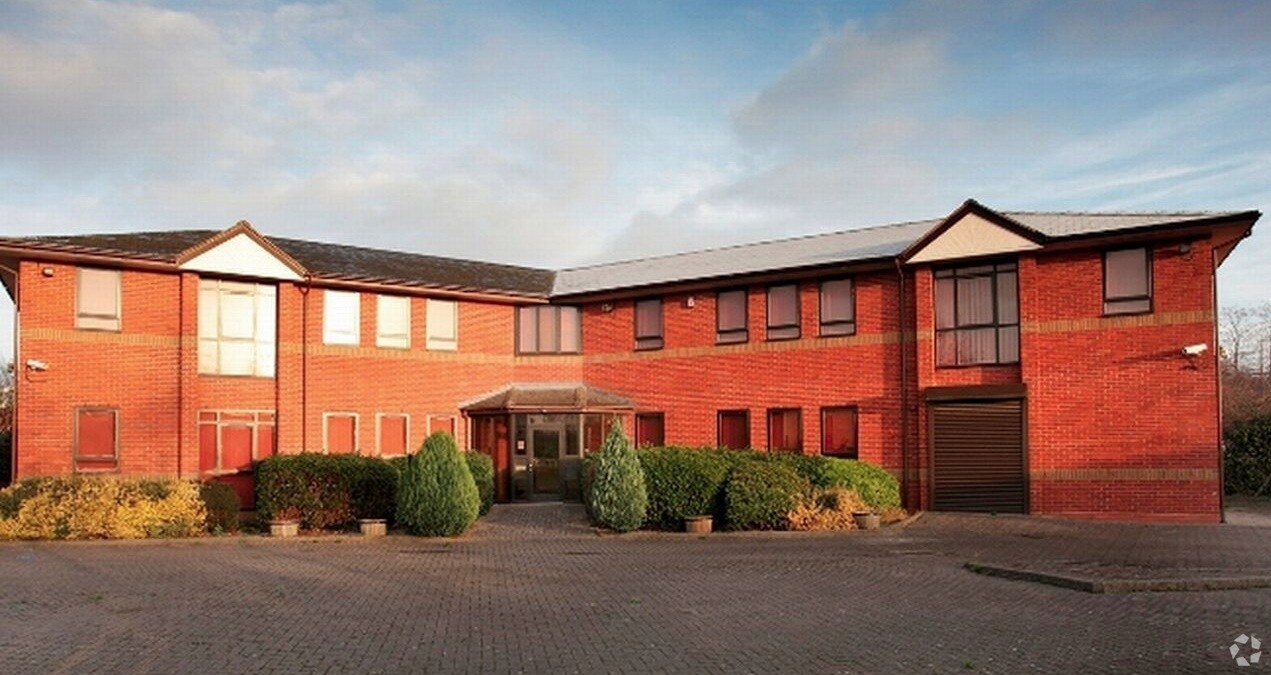 George Baylis Rd, Droitwich for sale Primary Photo- Image 1 of 1