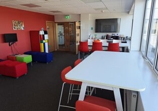 Thurleigh Rd, Thurleigh to rent Interior Photo- Image 2 of 12