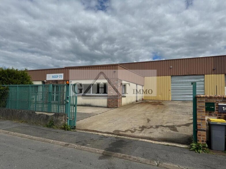 Industrial in Thorigny-sur-Marne to rent - Building Photo - Image 2 of 3
