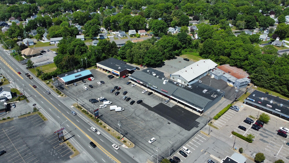 683 Belmont St, Brockton, MA for rent - Building Photo - Image 1 of 5