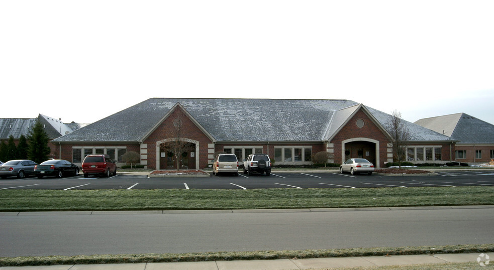 9740-9750 Olympia Dr, Fishers, IN for rent - Building Photo - Image 2 of 3