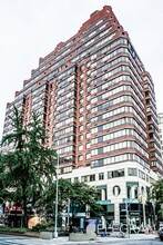 Residential in New York, NY for sale Building Photo- Image 1 of 1