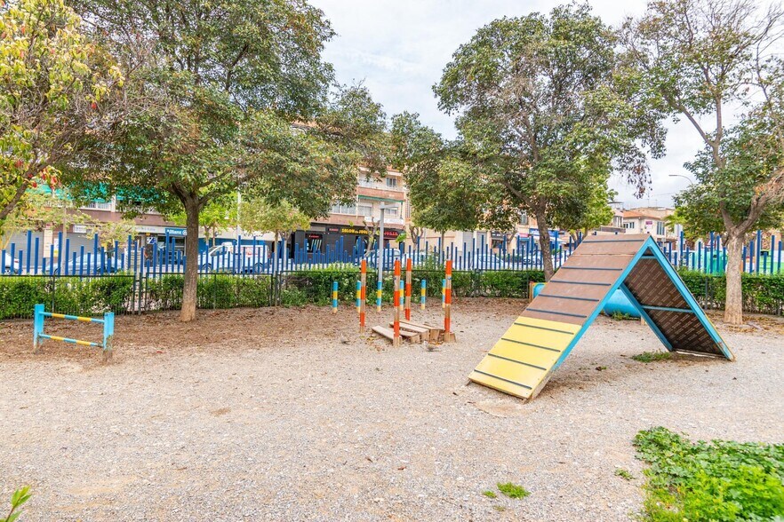 Colon, 46, Albolote, Granada for sale - Building Photo - Image 2 of 42