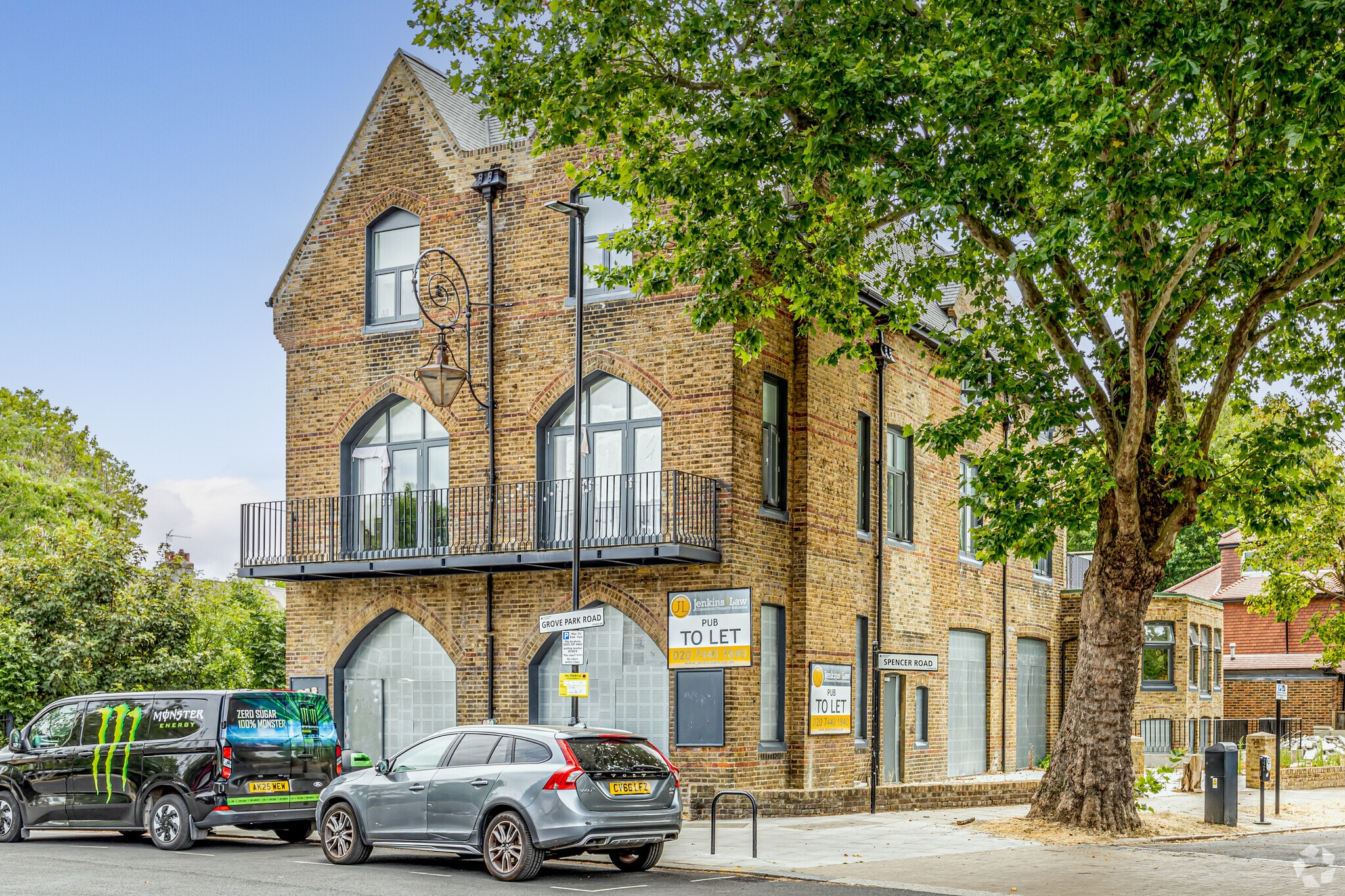 2 Grove Park Rd, London to rent Primary Photo- Image 1 of 3