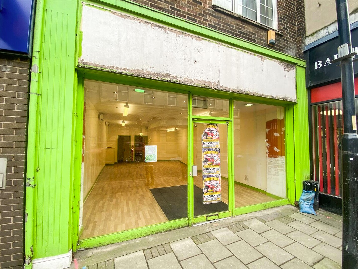 24 High St, Grantham to rent Building Photo- Image 1 of 3