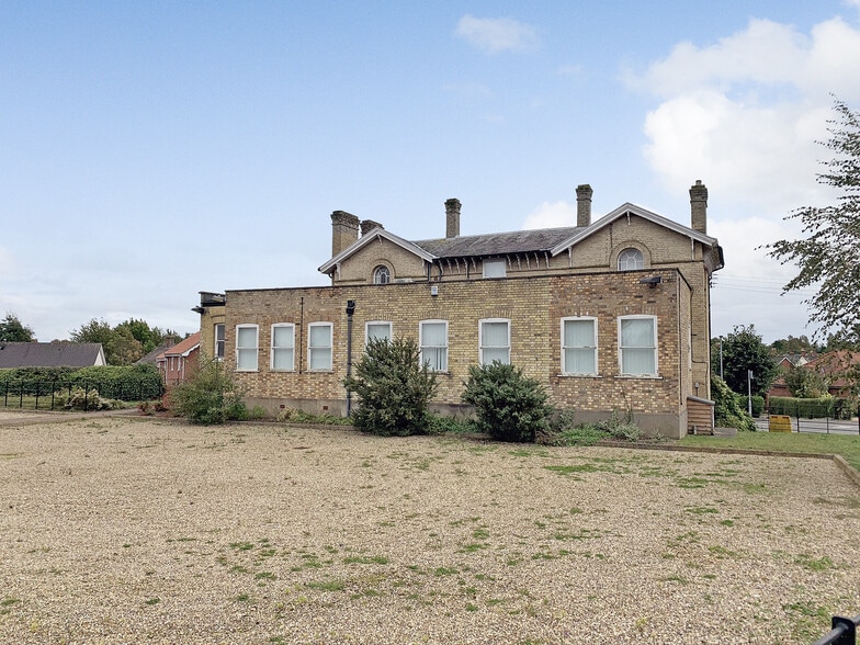37 Station Rd, Harleston to rent - Building Photo - Image 2 of 12