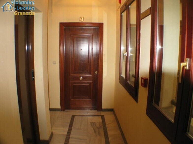 Calle Puentezuelas, 3, Granada, Granada to rent - Interior Photo - Image 3 of 12