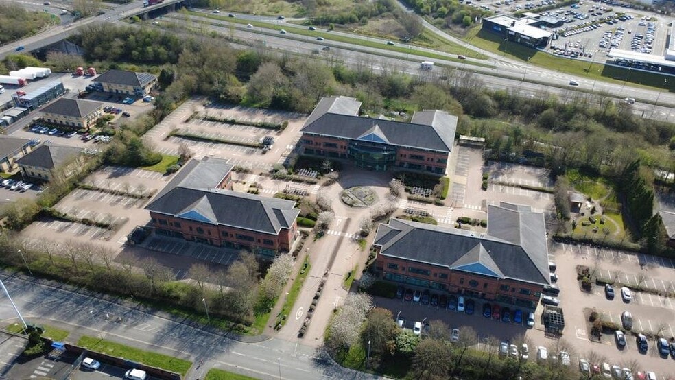 Campbell Rd, Stoke On Trent to rent - Building Photo - Image 3 of 15