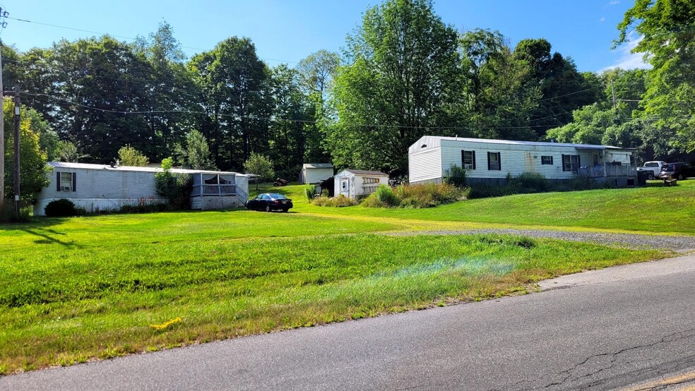 85 Goosehollow Rd, Greenfield Center, NY for sale - Primary Photo - Image 1 of 1