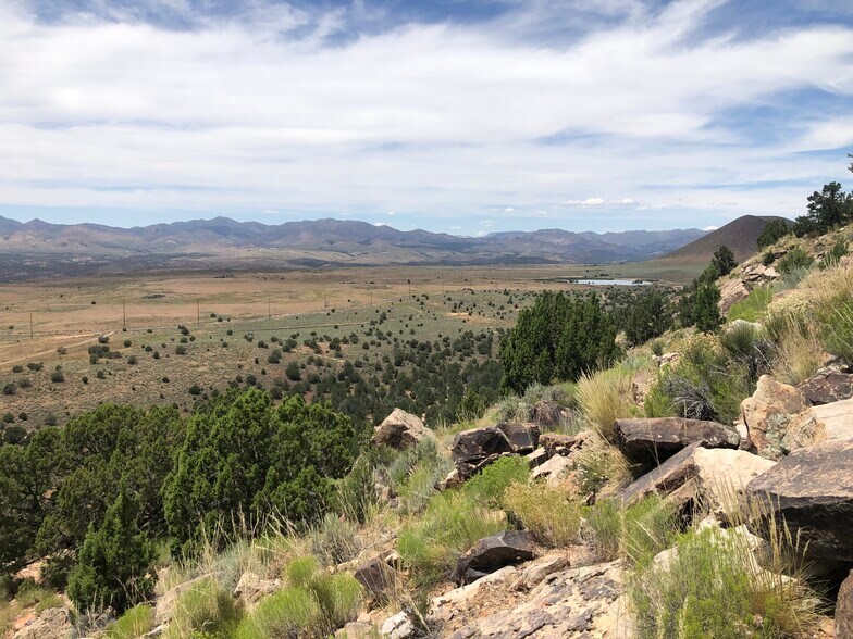 5224 Stone Dr, Dammeron Valley 84783 UK