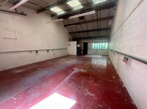 Clyde Vale, London to rent Interior Photo- Image 2 of 2