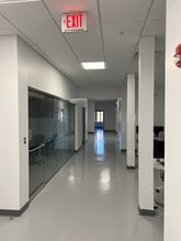 41 Fremont St, Worcester, MA to rent Interior Photo- Image 1 of 12