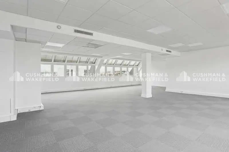 32-36 Rue De Bellevue, Boulogne-Billancourt to rent Interior Photo- Image 1 of 4