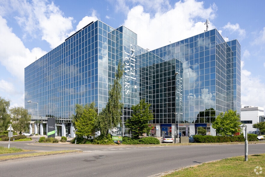 Betts Way, Crawley for sale - Building Photo - Image 1 of 1