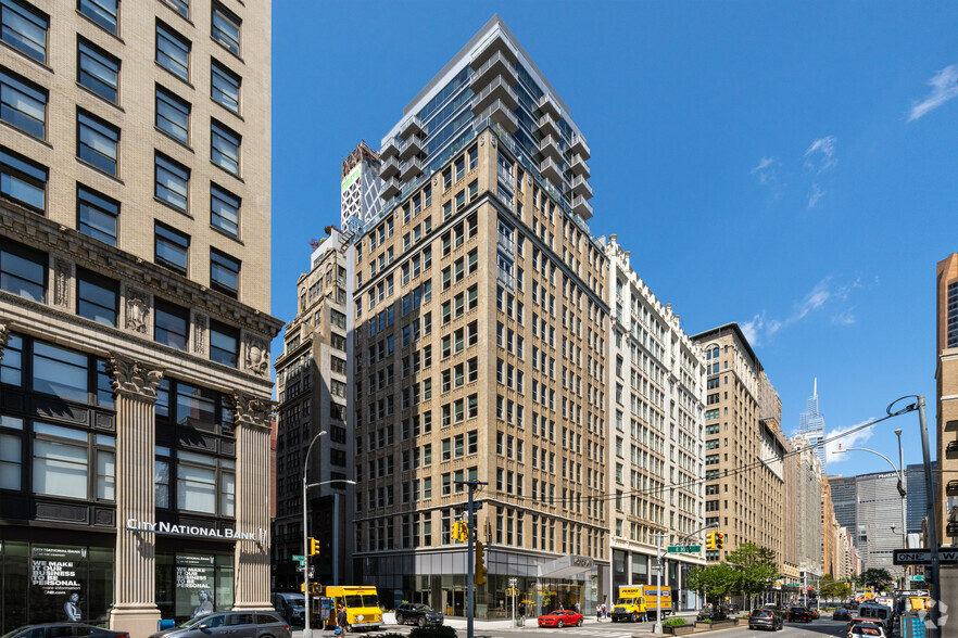 444 Park Ave South, New York, NY for sale - Building Photo - Image 1 of 1