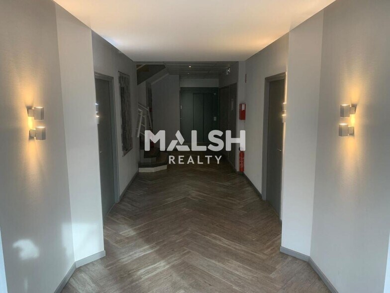 Office in Lyon to rent - Building Photo - Image 3 of 13