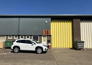 Saville Rd, Peterborough to rent Building Photo- Image 1 of 3