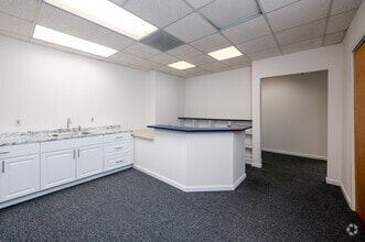 1110 Bonifant St, Silver Spring, MD to rent Interior Photo- Image 2 of 7